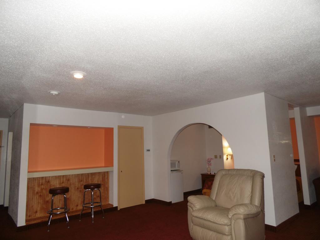 American Inn & Suites Boone Bilik gambar
